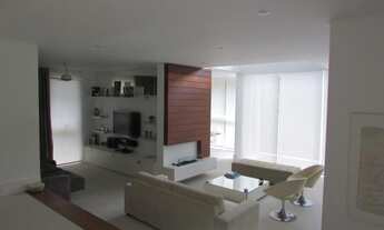 Imagem 5: Casa em Condomínio para Venda em Barueri, Alphaville, 4 dormitórios, 4 suítes, 5 banheiros