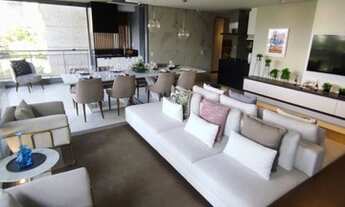 Imagem 4: Lindo apartamento com 197,72² mais 3 suítes e 3 vagas