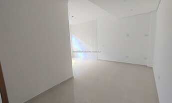 Imagem 7: Com suíte e amplo quintal! Planta quadrada! Próximo ao Parque Ipiranguina e Supermercado N