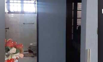 Imagem 3: Amplo sobrado com terreno excelente