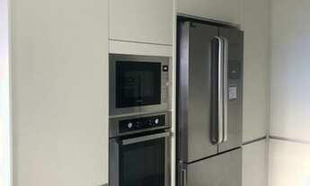 Imagem 7: Apartamento três dormitórios, 4 vagas. Imóvel impécável