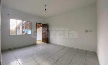 Imagem 4: Casa com 2 dormitórios em Peruíbe, terreno com 275mt²