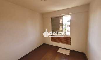 Imagem 6: Apartamento com 3 dormitórios para alugar, 150 m² por R$ 1.700,00/mês - Centro - Uberlândi