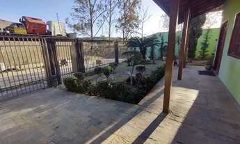 Imagem 2: Casa estilo colonial à venda, 3 quartos (reversível para 5 quartos), 3 suítes, 2 vagas, Pa