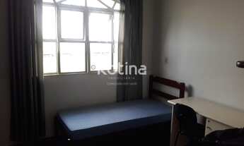 Imagem 5: Casa para aluguel, 5 quartos, 2 suítes, 2 vagas, Osvaldo Rezende - Uberlândia/MG