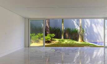 Imagem: Casa de Condomínio à venda de 500m² a.u