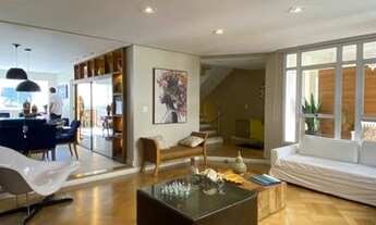 Imagem 2: Lindo sobrado em condomínio Fechado com 4 dormitórios e 4 vagas, ótima localização