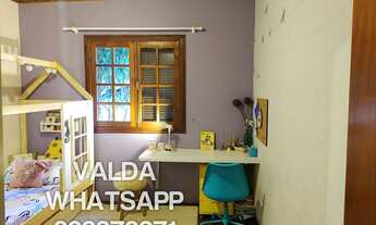 Imagem 2: Casa de condomínio para aluguel tem 250 metros quadrados com 4 quartos