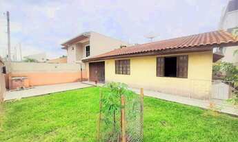 Imagem 2: Casa para Venda em São José dos Pinhais, São Domingos, 2 dormitórios, 1 banheiro, 2 vagas