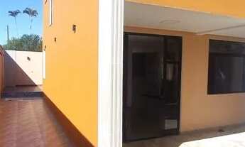 Imagem 4: Vendo Sobrados de esquina com 3suites com sacada Piscina com deck seco cascata e escada e