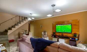 Imagem: Casa à Venda - Bosque da Saúde, 3 Quartos