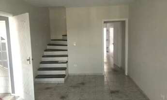 Imagem 3: ÓTIMO SOBRADO INDIVIDUAL 110M² COM 3 DORMITÓRIOS E 2 VAGAS DE GARAGEM - JARDIM BOM CLIMA