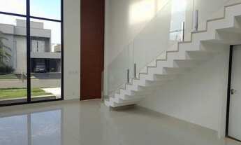 Imagem 3: Casa de condomínio sobrado para venda possui 317 metros quadrados com 4 quartos