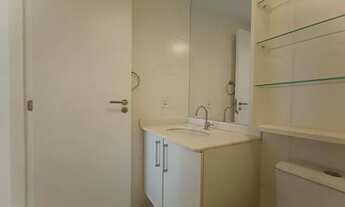 Imagem 4: Apartamento para venda possui 58 metros quadrados com 2 quartos em Anil - Rio de Janeiro