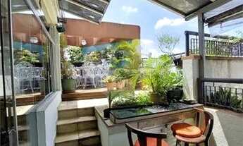 Imagem 3: Cobertura duplex para aluguel possui 140 metros quadrados com 4 quartos