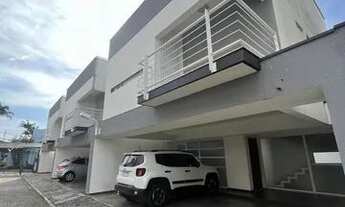 Imagem 2: Casa de condomínio sobrado para aluguel e venda possui 240 metros quadrados com 3 quartos