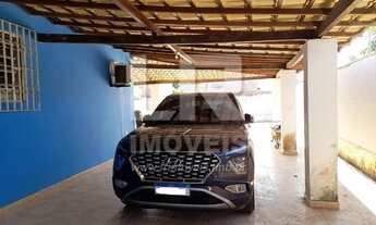 Imagem 4: Casa independente com anexo situada à poucos metros do centro comercial *C-01