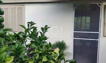 Imagem 2: Casa para Venda - 300m², 2 dormitórios, sendo 1 suites, 1 vaga - Lami