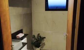 Imagem 5: Casa de condomínio para aluguel possui 210 metros quadrados com 4 quartos