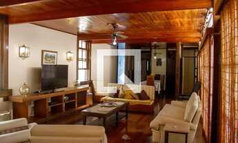 Imagem 3: Casa à Venda - Méier, 3 Quartos, 360 m2