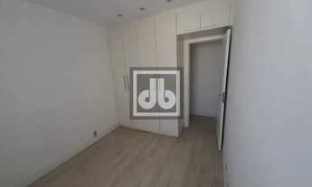 Imagem 5: Apartamento à venda na Praça da Bandeira, 2 quartos, suíte, 1 vaga e infraestrutura comple