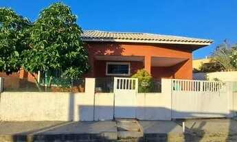 Imagem 2: CASA 3QUARTOS - CONDOMÍNIO SOLAR DOS CANTARINOS I - SÃO PEDRO DA ALDEIA