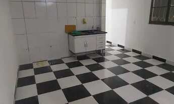 Imagem 3: Casa independente com 2 quartos, sala e cozinha americana, banheiro, Varanda + garagem