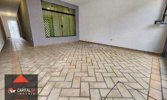 Imagem 2: Sobrado frontal à venda, 03 quartos, sendo 01 suíte, varanda, quintal, 02 vagas, edícula