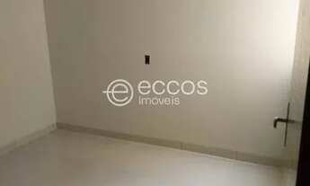 Imagem 4: Casa à venda, 2 quartos, 1 suíte, 2 vagas, JARDIM BRASÍLIA - Uberlândia/MG