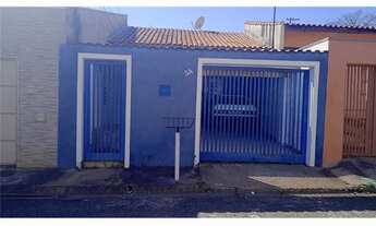 Imagem: Casa a venda com 02 dorm. Em Bairro conveniente