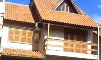 Imagem: CASA AMPLA COM 3 QUARTOS E SÓTÃO