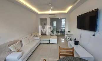 Imagem 3: Vista Magnífica: Apartamento de Luxo com Vista para o Mar no Posto 6 em Copacabana!