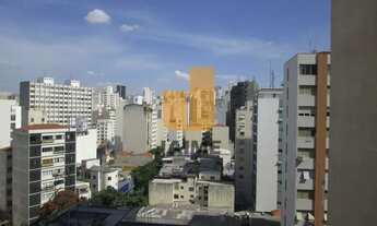 Imagem 3: Conjunto comercial bem localizado em rua próxima ao metrô, com grande fluxo de pessoas