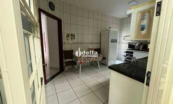 Imagem 4: Casa residencial com 4 quartos e 1 suíte disponível para venda no bairro Jardim Patrícia e