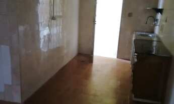 Imagem 5: Alugo caso de 2 quartos na Vila da Penha, próximo ao Largo do Bicão