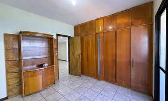 Imagem 7: Imóvel para aluguel possui 220 metros quadrados com 4 quartos