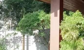 Imagem 5: Oportunidade no Córrego Grande - Casa Ampla com 2 Pavimentos