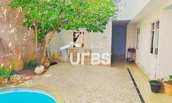 Imagem: Casa Térrea Parque das Laranjeiras