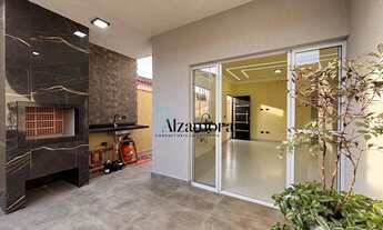 Imagem 3: Casa Moderna com piscina a venda em Itanhaém, lado praia