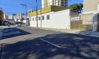 Imagem 2: Casa comercial no Centro Ideal para clínicas, consultórios e escritórios!