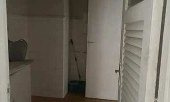 Imagem: Sala e quarto na Rua do Resende