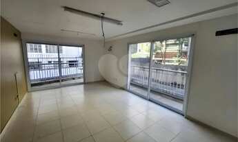 Imagem 3: Sala Comercial a venda na Brigadeiro Luís Antônio 48m², Varanda, 1 Vaga, Pronta para Uso