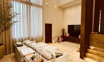 Imagem 3: Luxuoso Sobrado com 3 Suites / /Armários Planejados / Portal do Sol Green