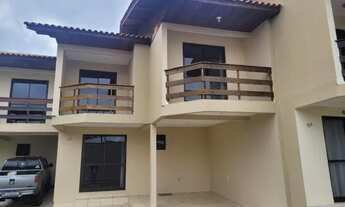 Imagem: Sobrado com 3 quartos em condomínio bem