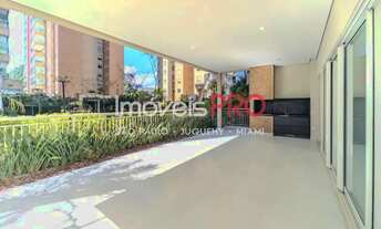 Imagem 2: Apartamento reformado a venda em Tambore - Alphaville no Centro Empresarial, 223m2, 3 suit