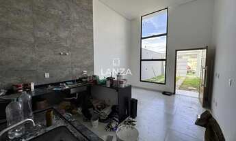 Imagem 3: Casa para Venda em Betim, Guarujá Mansões, 2 dormitórios, 1 suíte, 2 banheiros, 2 vagas