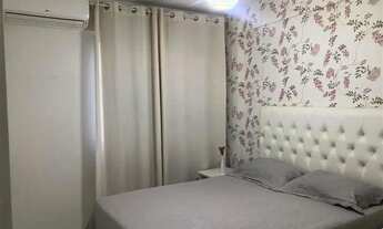 Imagem 6: Desfrute de 2 quartos aconchegantes, incluindo uma suíte privativa para o seu relaxamento