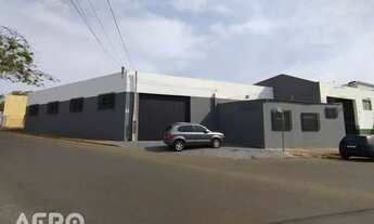 Imagem: Barracão com 700m2 plano