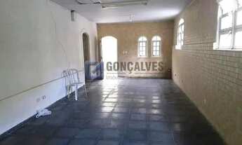 Imagem 2: Casa à venda em Ribeirão Pires, Santa Luzia 3 Quartos, 2 Vagas, 204 m²