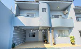 Imagem: Sobrado com área gourmet à venda, Centro